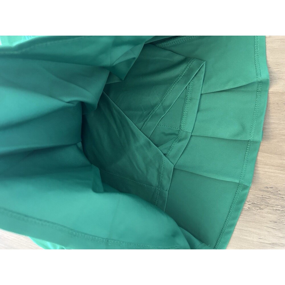 NEW! Wilson Midtown Tennis Golf Skirt Skort Size youth L Pleated Green - Picture 5 of 8